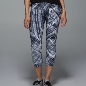 Lululemon Wunder Under Crop II Full-On Luon